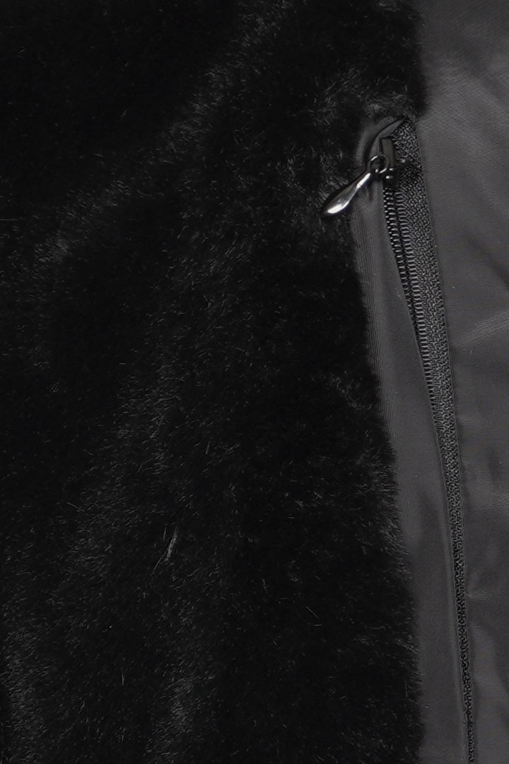 Γυναικείο μπουφάν μακρύ με εσωτερική γούνα.